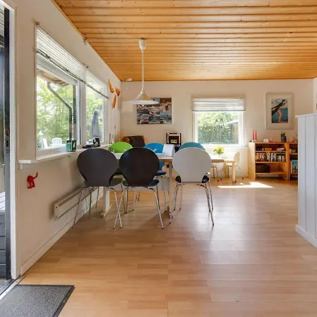 Annamie - 650m From The Sea By Interhome * Hals