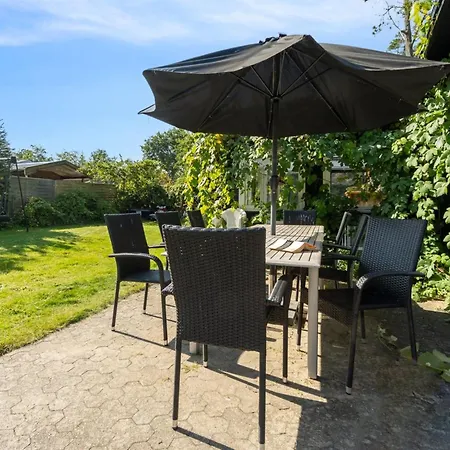 Holiday home Annamie - 650m From The Sea By Interhome Hals